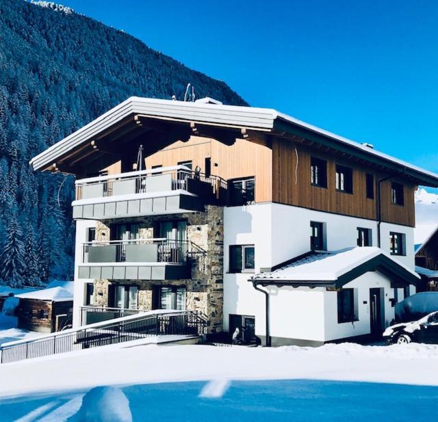 Apart Gries Langenfeld Exterior photo